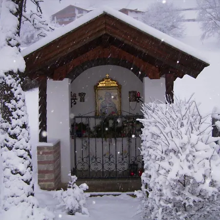 Monja Und Dietmar Thoeni Daire *