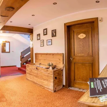 Monja Und Dietmar Thoeni