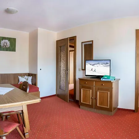 Monja Und Dietmar Thoeni Apartmán Arzl im Pitztal