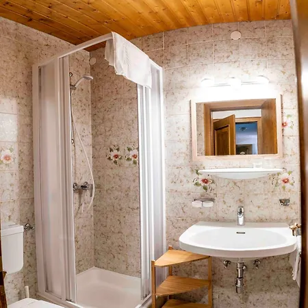 Monja Und Dietmar Thoeni Arzl im Pitztal