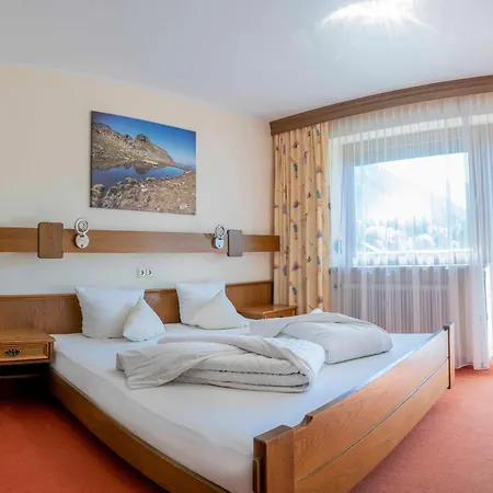 Monja Und Dietmar Thoeni Arzl im Pitztal